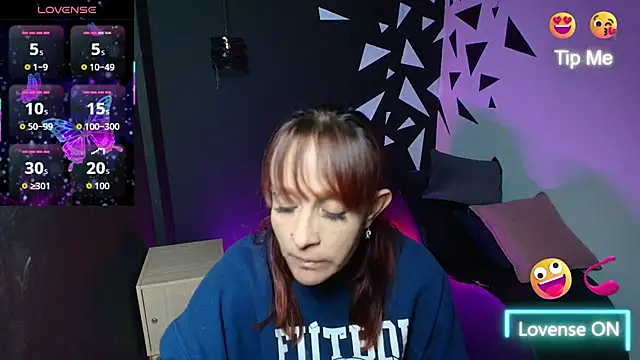 Snapshot of NatashaMason_ chatting on 12/03/25, 11:52 NatashaMason online show from 12/03/25, 11:52