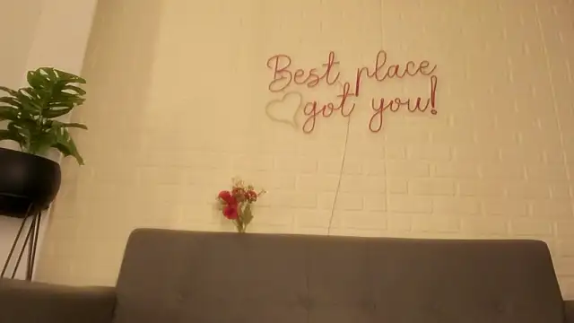 Snapshot of karina_gomez_18 chatting on 02/11/26, 11:48 karina gomez 18 online show from 02/11/26, 11:48