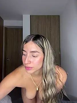 Issabela G1 online show from 01/02/25, 04:52