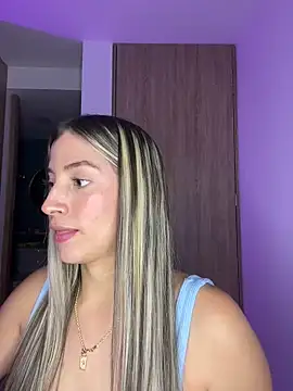 Issabela G1 online show from 02/01/25, 11:16