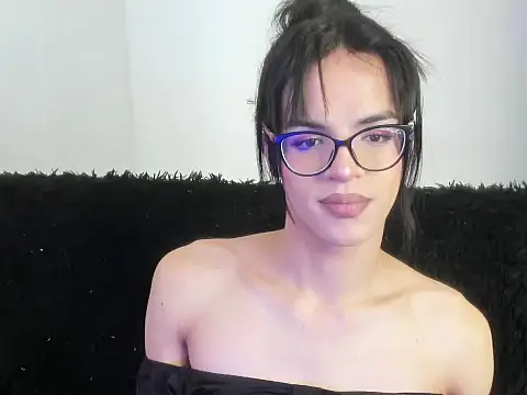 kerly monroe online show from 10/16/25, 08:21