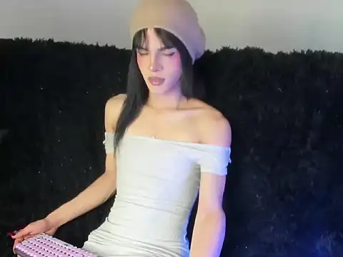 kerly monroe online show from 03/11/26, 09:32