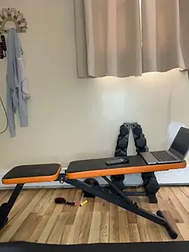 Luluof online show from 02/12/25, 01:59