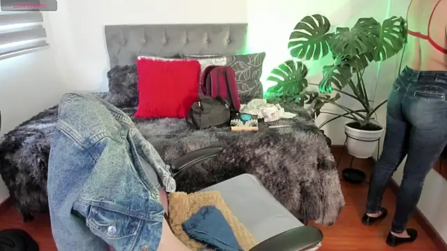 Nami sunny online show from 01/06/26, 07:17