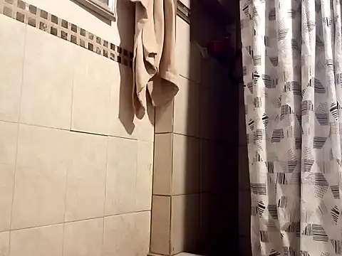 Snapshot of gemini12838 chatting on 01/17/25, 10:34 gemini12838 online show from 01/17/25, 10:34