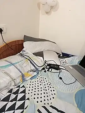 Ashwini Gowda 91 online show from 02/16/25, 04:32