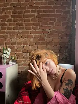 spacegirlll online show from 02/22/26, 05:00