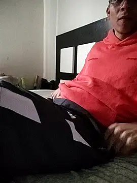 Snapshot of Minsonund chatting on 09/20/25, 04:41 Minsonund online show from 09/20/25, 04:41