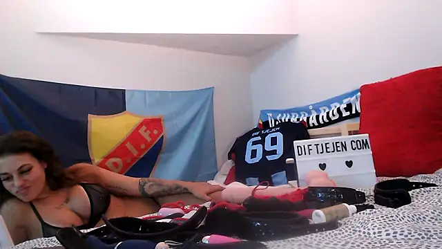 Dif-tjejen online show from 02/01/25, 11:16