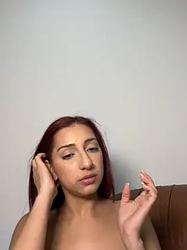 Snapshot of julialupato1606 chatting on 02/22/25, 08:42 julialupato1606 online show from 02/22/25, 08:42