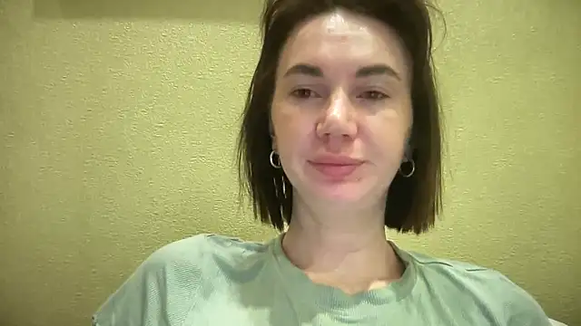 Snapshot of EvilDemon94 chatting on 04/24/26, 04:15 EvilDemon94 online show from 04/24/26, 04:15