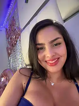 Snapshot of Maddy_Rouse_ chatting on 01/15/25, 12:09 Maddy Rouse online show from 01/15/25, 12:09