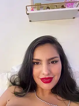 Snapshot of Maddy_Rouse_ chatting on 03/14/25, 04:32 Maddy Rouse online show from 03/14/25, 04:32