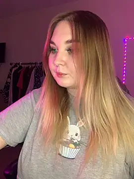 Snapshot of Greeenfriends6969 chatting on 02/09/25, 07:41 Greeenfriends6969 online show from 02/09/25, 07:41