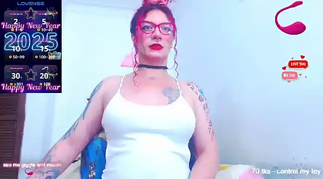 Skarleth77 online show from 01/08/25, 08:49