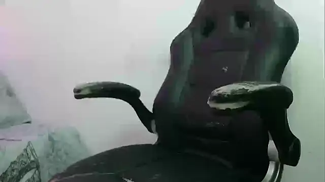 LAURA SMIITH online show from 03/14/25, 06:50