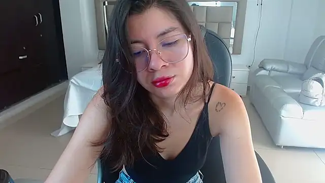 zoecruzz online show from 03/31/26, 01:33