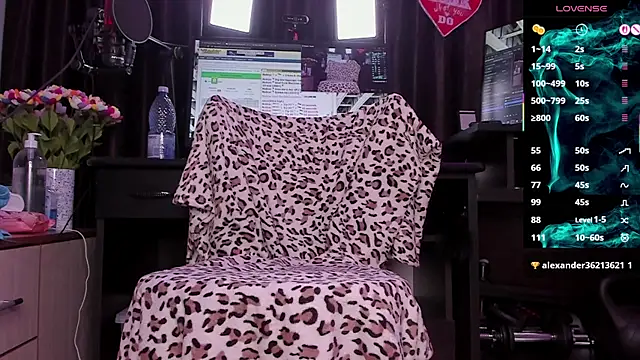 Raissa sky26 online show from 10/27/25, 03:43