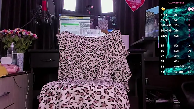 Raissa sky26 online show from 11/09/25, 03:38