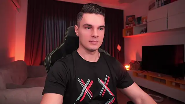 Snapshot of billypassion chatting on 01/18/25, 06:56 billypassion online show from 01/18/25, 06:56