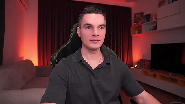 Snapshot of billypassion chatting on 01/25/25, 05:18 billypassion online show from 01/25/25, 05:18