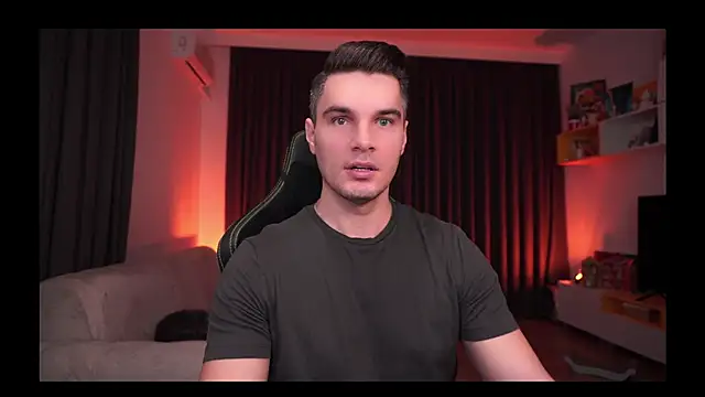 Snapshot of billypassion chatting on 01/28/25, 04:50 billypassion online show from 01/28/25, 04:50