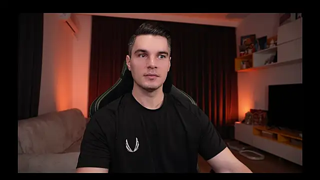 Snapshot of billypassion chatting on 01/31/25, 04:58 billypassion online show from 01/31/25, 04:58