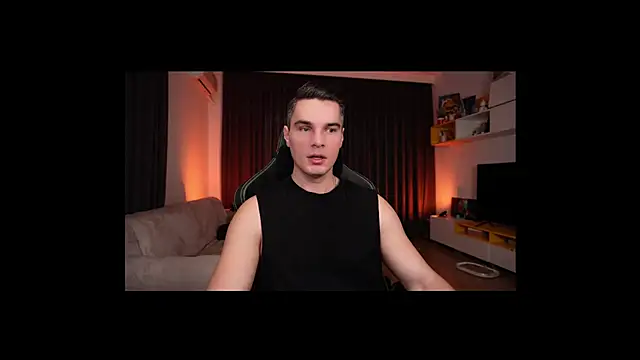 Snapshot of billypassion chatting on 02/02/25, 07:09 billypassion online show from 02/02/25, 07:09