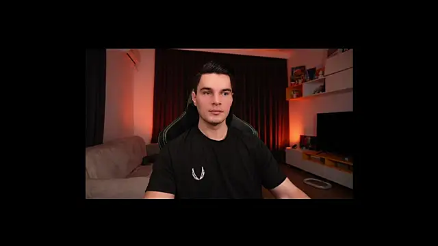 Snapshot of billypassion chatting on 02/04/25, 04:59 billypassion online show from 02/04/25, 04:59