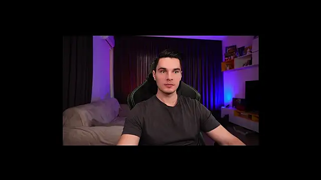 Snapshot of billypassion chatting on 02/05/25, 08:54 billypassion online show from 02/05/25, 08:54