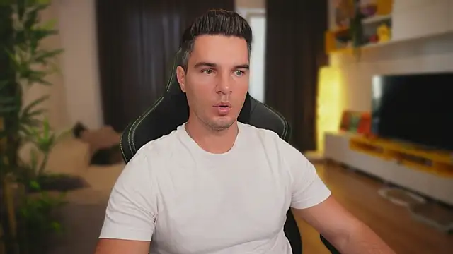 Snapshot of billypassion chatting on 09/14/25, 06:34 billypassion online show from 09/14/25, 06:34