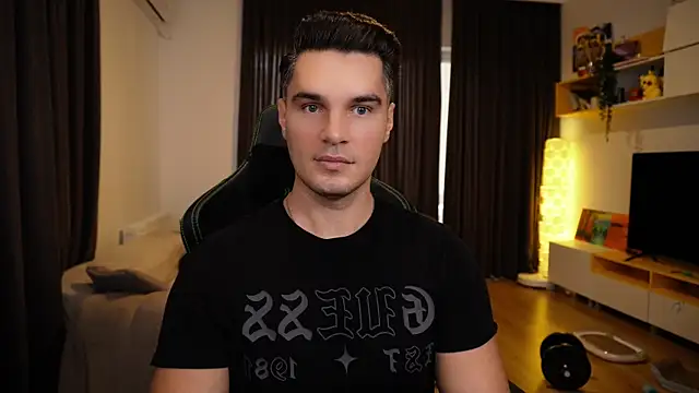 Snapshot of billypassion chatting on 09/28/25, 01:16 billypassion online show from 09/28/25, 01:16