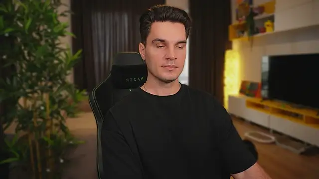 Snapshot of billypassion chatting on 10/12/25, 09:41 billypassion online show from 10/12/25, 09:41