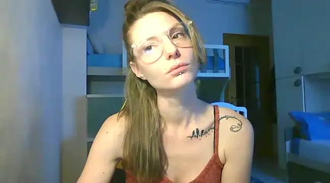 Feli blue online show from 12/03/24, 09:11