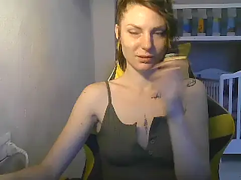 Feli blue online show from 02/25/25, 08:47