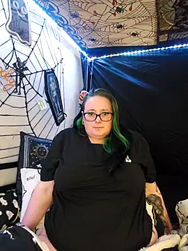 Bunny Cummings online show from 11/30/25, 12:47