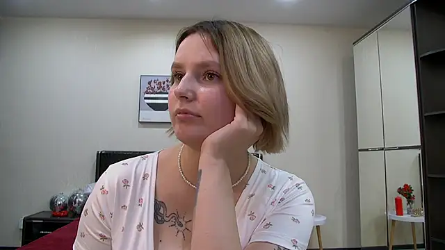 DianeMills online show from 01/23/25, 01:19