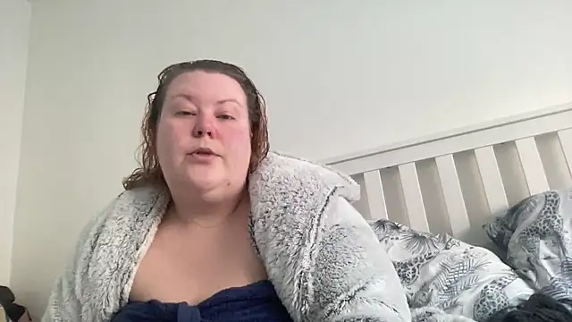 Busty-BBW-Emilie online show from 03/09/25, 04:00