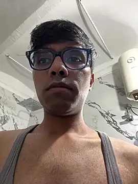 BoyzaraHatke online show from 06/21/26, 03:58