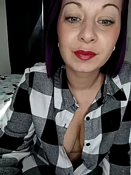 Chaudesquirt online show from 02/05/25, 01:11