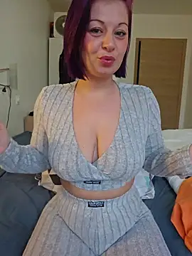 Chaudesquirt online show from 02/23/26, 07:17