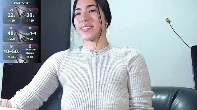 Snapshot of LESLIEBLACK_ chatting on 01/29/25, 11:46 LESLIEBLACK online show from 01/29/25, 11:46