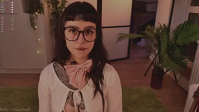 MichaellaMoon online show from 11/13/25, 04:39