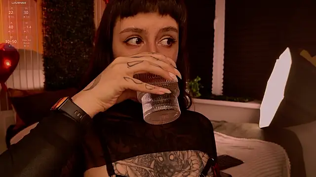 MichaellaMoon online show from 02/13/26, 07:10