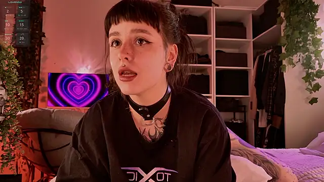 MichaellaMoon online show from 03/21/26, 05:27