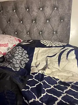 Snapshot of Iris_lee chatting on 03/17/25, 07:26 Iris lee online show from 03/17/25, 07:26