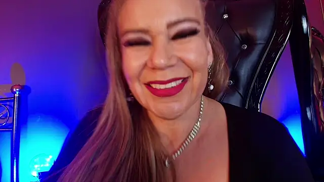 MelaniaKnauss online show from 05/12/26, 08:06