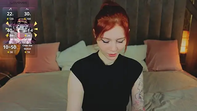 Sasha Exclusive online show from 10/31/25, 02:18