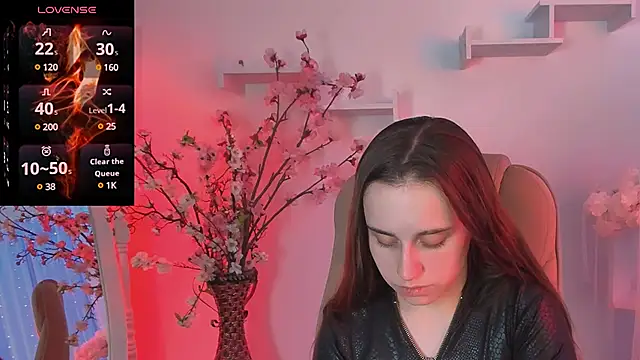 Dolly  Queen  online show from 12/03/24, 08:17