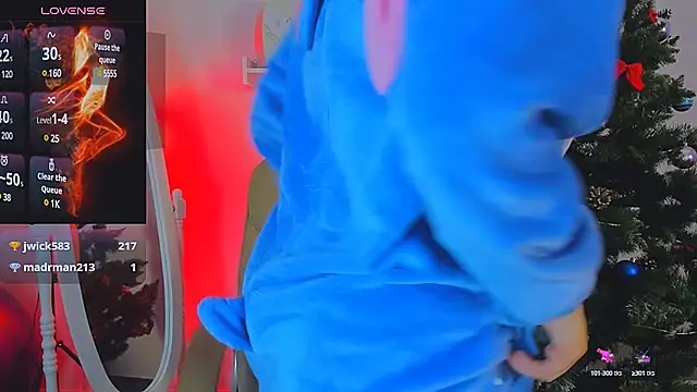 Dolly  Queen  online show from 12/13/24, 02:32